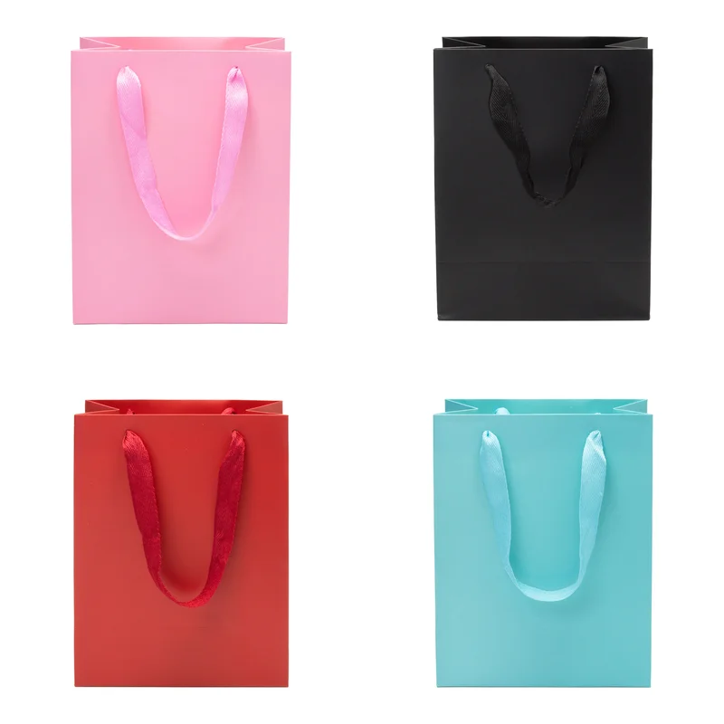 Sacola de Papel Lisa - Pacote com 10 unidades - Tamanho M - 18x23x10 cm Atacado para Revenda